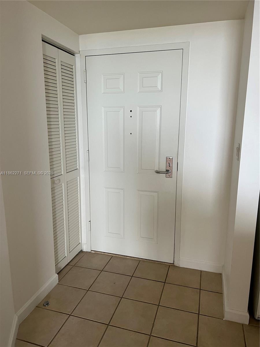 Residential in Aventura 4