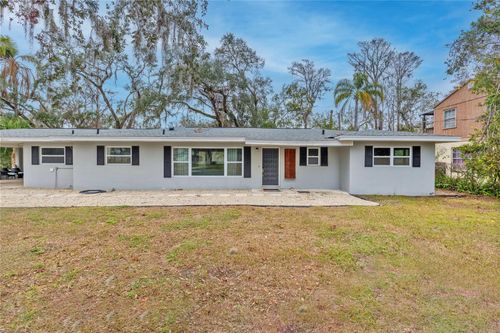 11927 Riverhills Dr, TEMPLE TERRACE, FL, 33617-1819 | Card Image