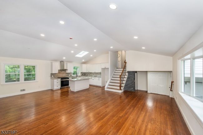 44 Grover Dr, House other with 3 bedrooms, 2 bathrooms and null parking in Wayne NJ | Image 9