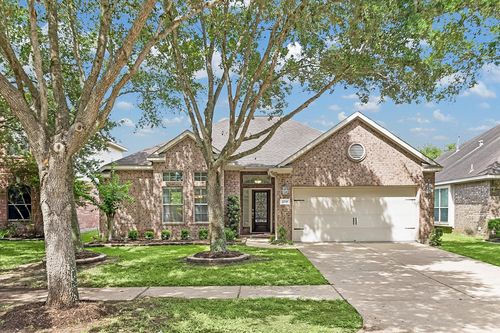 2214 Wembley Way, Rosenberg, TX, 77471-4679 | Card Image