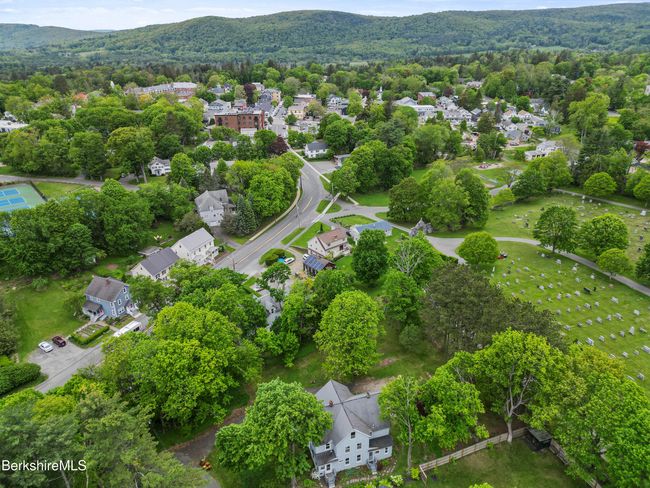 9 High St, Home with 6 bedrooms, 3 bathrooms and 4 parking in Lenox MA | Image 42