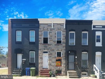 350 S Smallwood Street, Townhouse with 2 bedrooms, 1 bathrooms and null parking in BALTIMORE MD | Image 1