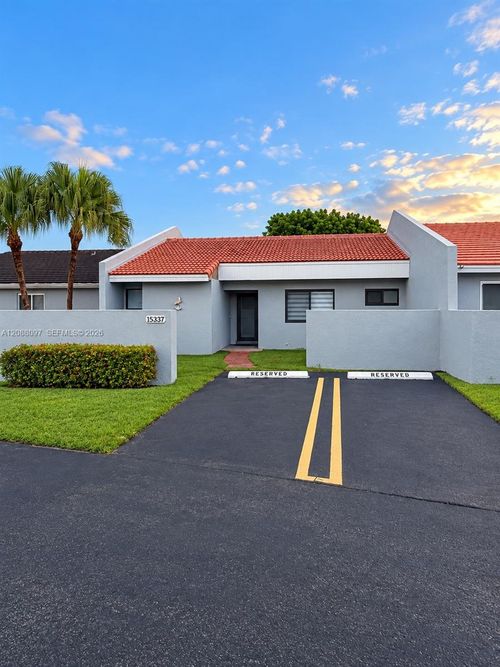 15337 Sw 80th Ln, Miami, FL, 33193-1377 | Card Image