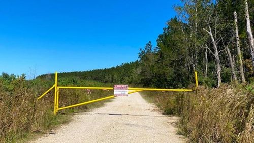 000000000000 Gates Rd, Hull, TX, 77564 | Card Image