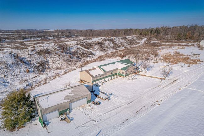10707 N Jones Gap Rd, House other with 3 bedrooms, 3 bathrooms and null parking in Edwardsport IN | Image 4