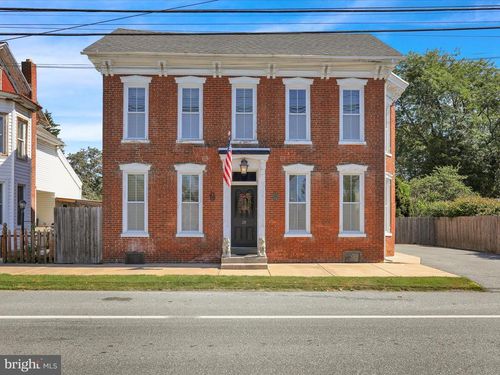 18 S River St, Maytown, PA, 17550-9742 | Card Image