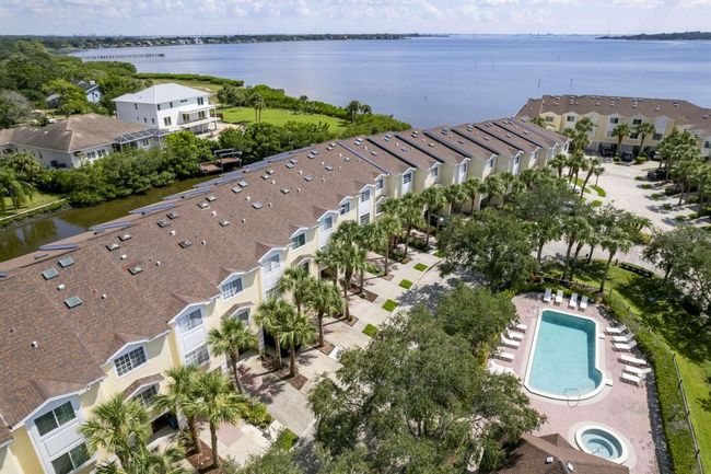 115 Brent Cir, Townhouse with 3 bedrooms, 3 bathrooms and null parking in OLDSMAR FL | Image 4