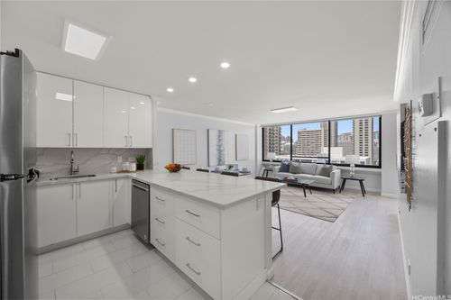 1501-430 Lewers St, Honolulu, HI, 96815-2444 | Card Image