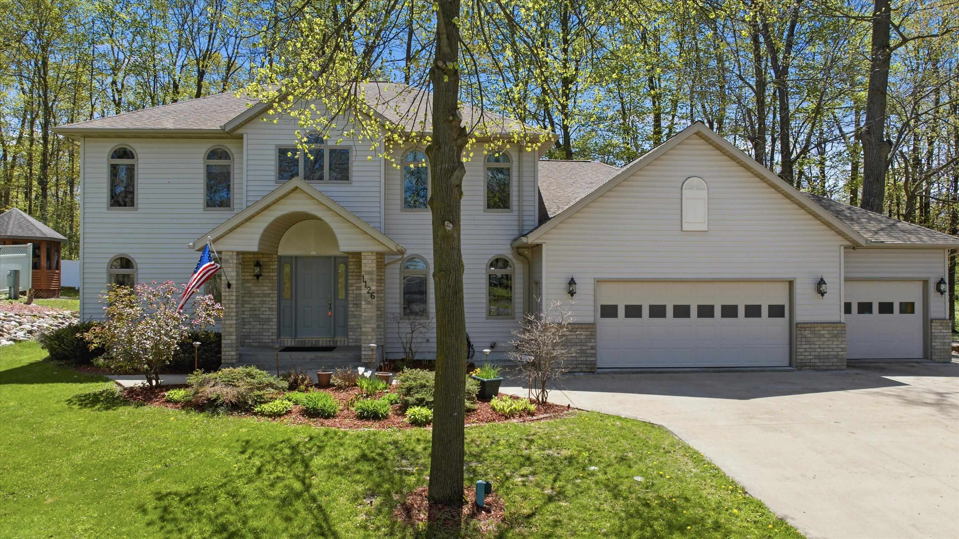 Residential in Marshfield
