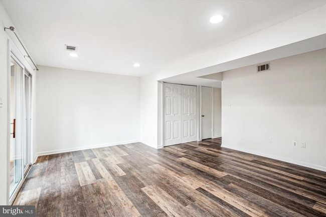 5521 Lakewhite Ct, Townhouse with 3 bedrooms, 4 bathrooms and null parking in FAIRFAX VA | Image 34
