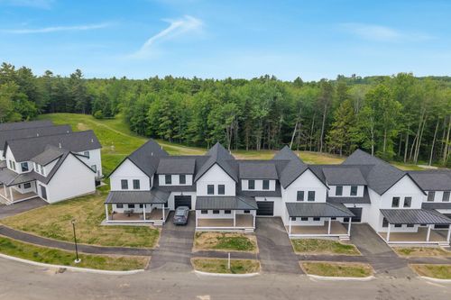 11-32 Fairway Common Dr, Gorham, ME, 04038-2833 | Card Image