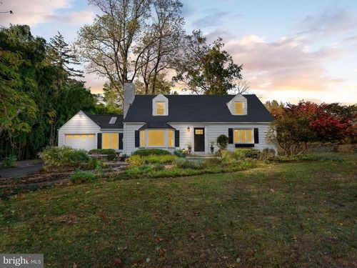 20 Delaware Ave, Ewing, NJ, 08628-2001 | Card Image