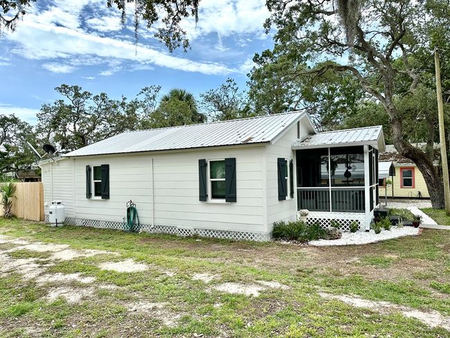 12409 Live Oak St, House other with 2 bedrooms, 1 bathrooms and 1 parking in CEDAR KEY FL | Image 62
