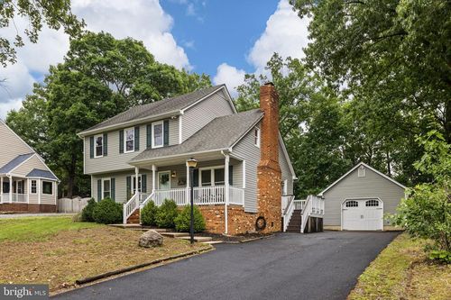 706 Pleasants Dr, FREDERICKSBURG, VA, 22407-1452 | Card Image