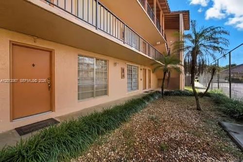 p-22-7151 Miami Lakes Dr, Miami Lakes, FL, 33014-6975 | Card Image