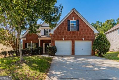 8285 Eastshore Drive, House other with 4 bedrooms, 2 bathrooms and 4 parking in Union City GA | Image 1