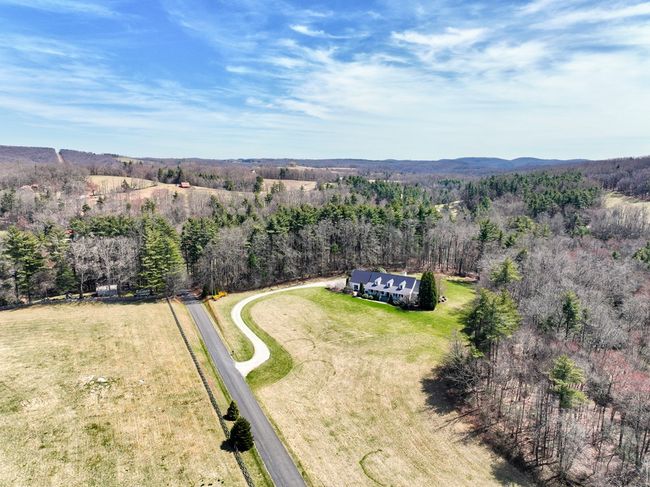 183 Hurricane Ridge Rd, House other with 4 bedrooms, 5 bathrooms and 3 parking in Meadows of Dan VA | Image 6