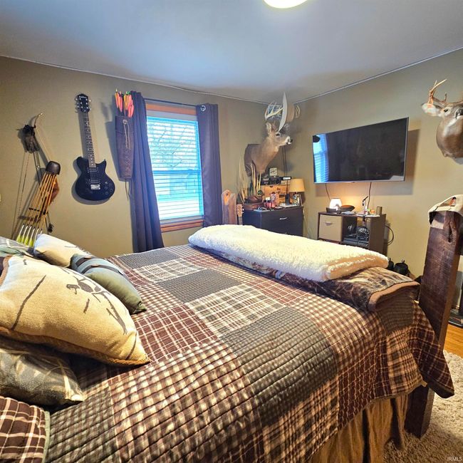 787 S Main St, House other with 3 bedrooms, 2 bathrooms and null parking in Linton IN | Image 26