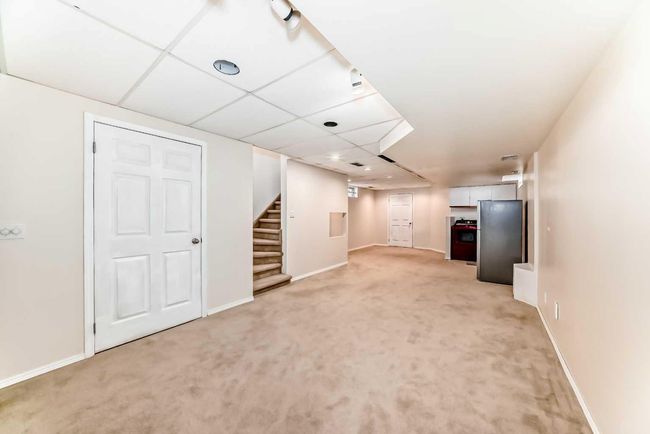 207 Coachway Rd Sw, House other with 3 bedrooms, 3 bathrooms and 2 parking in Calgary AB | Image 38