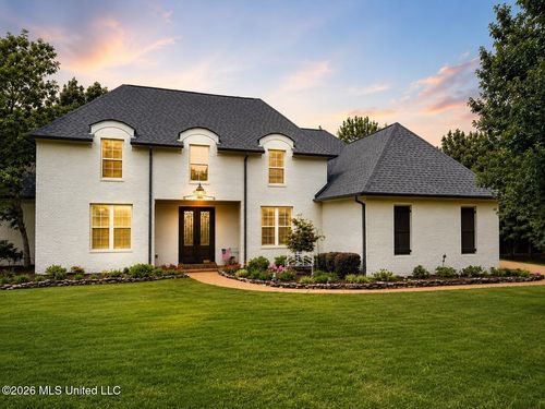 2157 Hemmingway Dr, Nesbit, MS, 38651-9406 | Card Image