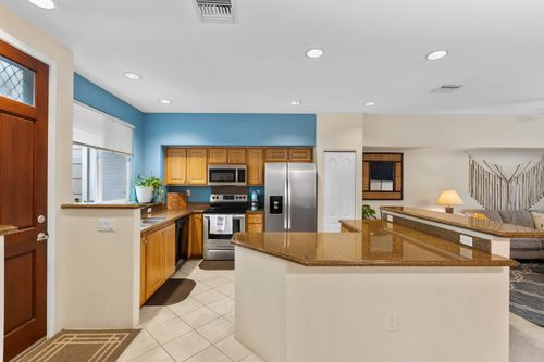 apt-ee3-75-5919 Alii Dr, Kailua Kona, HI, 96740-5301 | Card Image