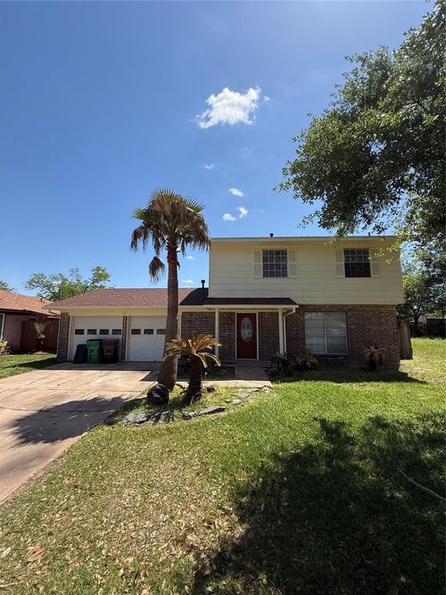 605 Northbend Dr, Baytown, TX, 77521-4424 | Card Image