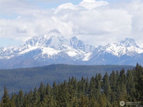 831 Horse Heaven Rd, Cle Elum, WA, 98922-8429 | Card Image