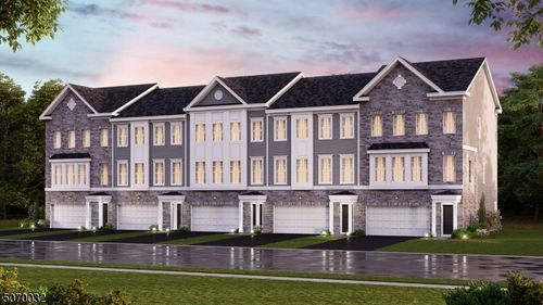 42 Gladstone Dr, Parsippany, NJ, 07054 | Card Image