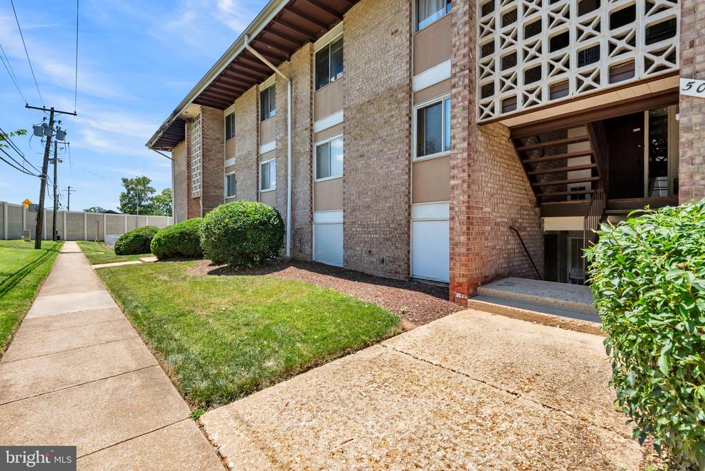 Residential in OXON HILL 5