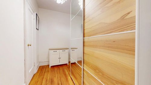 apt-5a-77 Austin St, Forest Hills, NY, 11375-6925 | Card Image