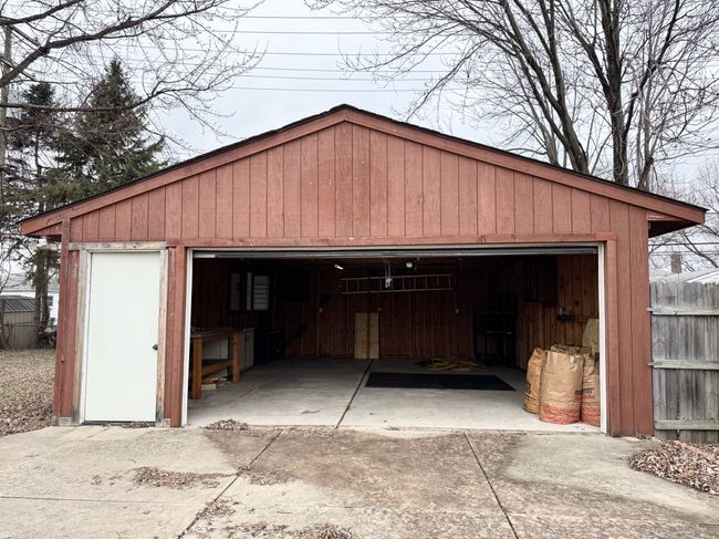 22389 Beaconsfield Ave, House other with 3 bedrooms, 2 bathrooms and null parking in Eastpointe MI | Image 4