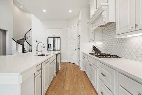 16418 Rosemary Grove Ln, Cypress, TX, 77433-8107 | Card Image