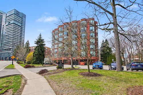 405-2121 Lakeshore Rd, Burlington, ON, L7R1C9 | Card Image