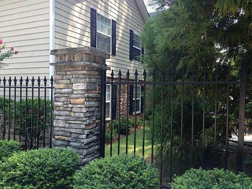 201 Brighton Pt, Sandy Springs, GA, 30328-1365 | Card Image