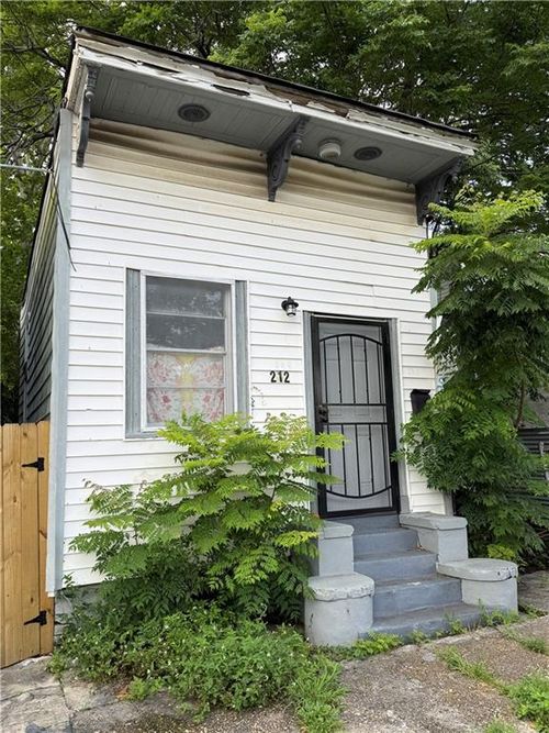 212 N Tonti St, New Orleans, LA, 70119-5736 | Card Image