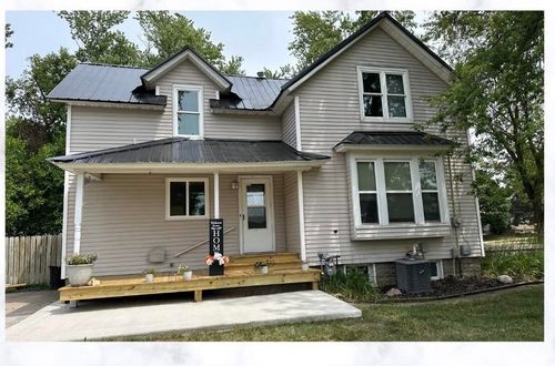 6393 Adams St, Zeeland, MI, 49464-9316 | Card Image