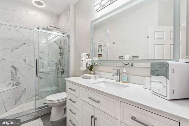 7560 Coopers Hawk Dr, House other with 4 bedrooms, 4 bathrooms and null parking in WARRENTON VA | Image 37