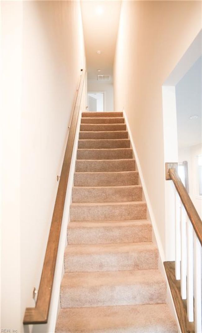 233 Kenny Ln, House attached with 3 bedrooms, 3 bathrooms and null parking in Smithfield VA | Image 14