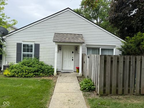 6076 Wingedfoot Ct, Indianapolis, IN, 46254-1133 | Card Image