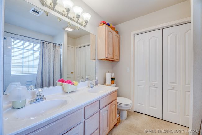 19608 E 39 Th Pl S, House other with 3 bedrooms, 2 bathrooms and null parking in Broken Arrow OK | Image 10