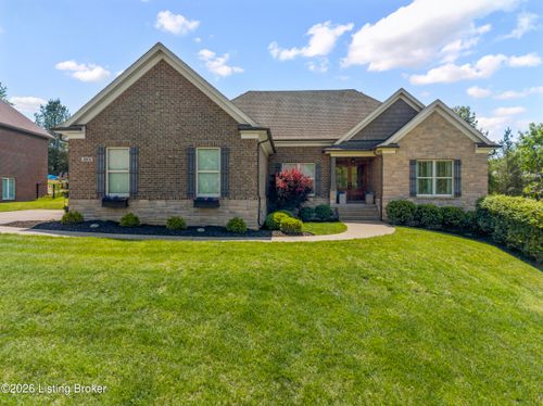 16818 Shakes Creek Dr, Fisherville, KY, 40023-7786 | Card Image
