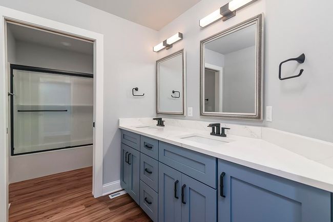1421 Greenleaf Ct, Home with 4 bedrooms, 4 bathrooms and null parking in SUN PRAIRIE WI | Image 29