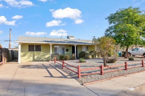 4848 W Highland Avenue, Phoenix, AZ, 85031 | Card Image