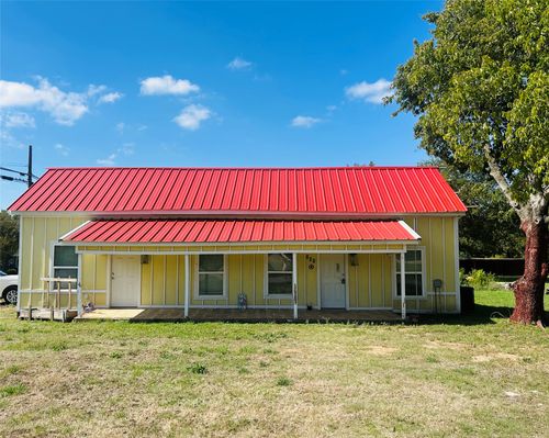 301 N Guadalupe St, Whitney, TX, 76692-2230 | Card Image