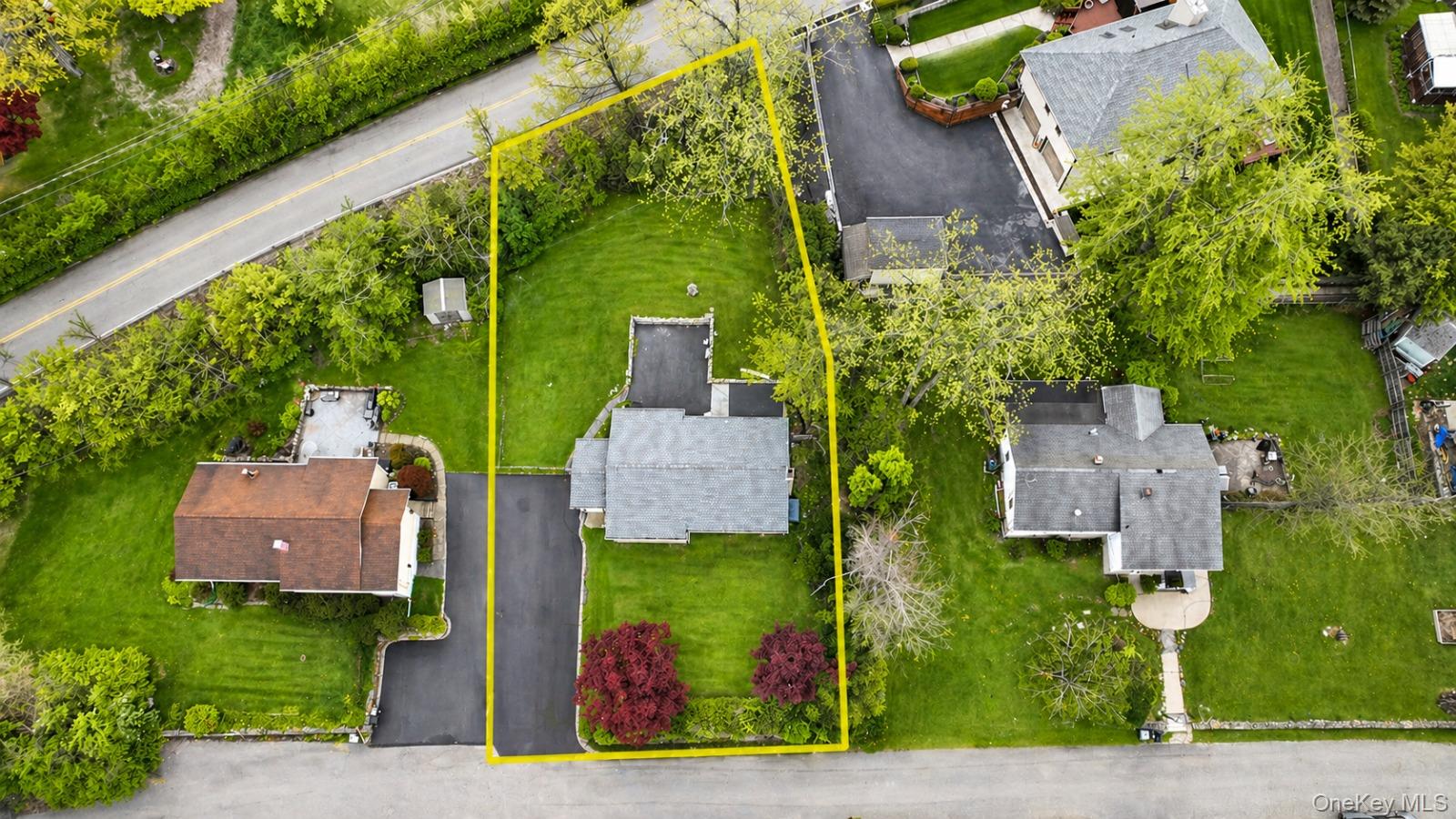 Residential in Blooming Grove 2
