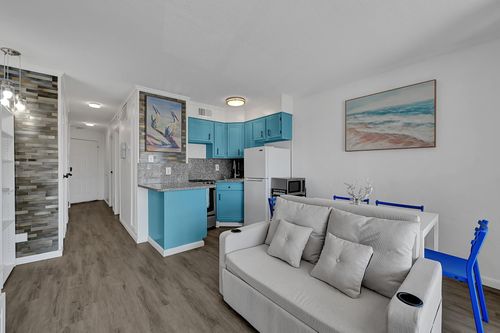 233b-6102 Seawall Blvd, Galveston, TX, 77551-2031 | Card Image