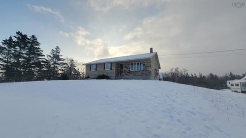 144 Chemin De L'Est Street, Wedgeport, NS, B0W3P0 | Card Image