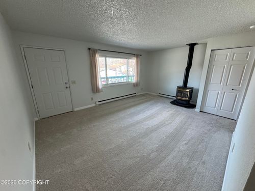7-518 E 22nd Ave, Anchorage, AK, 99503-2219 | Card Image