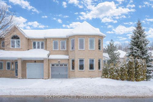 416 Cresthaven Dr, Nepean, ON, K2G4P4 | Card Image