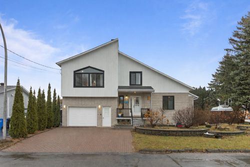 115 Rue Lefebvre, Salaberry de Valleyfield, QC, J6T6A7 | Card Image